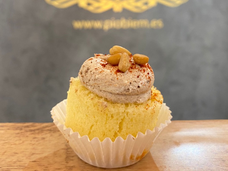 Morcilla ibérica con piñones